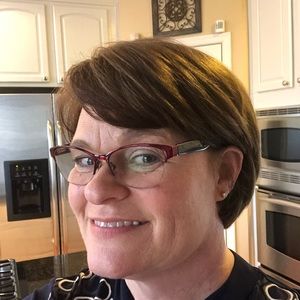 Meet your Posher, Katrina